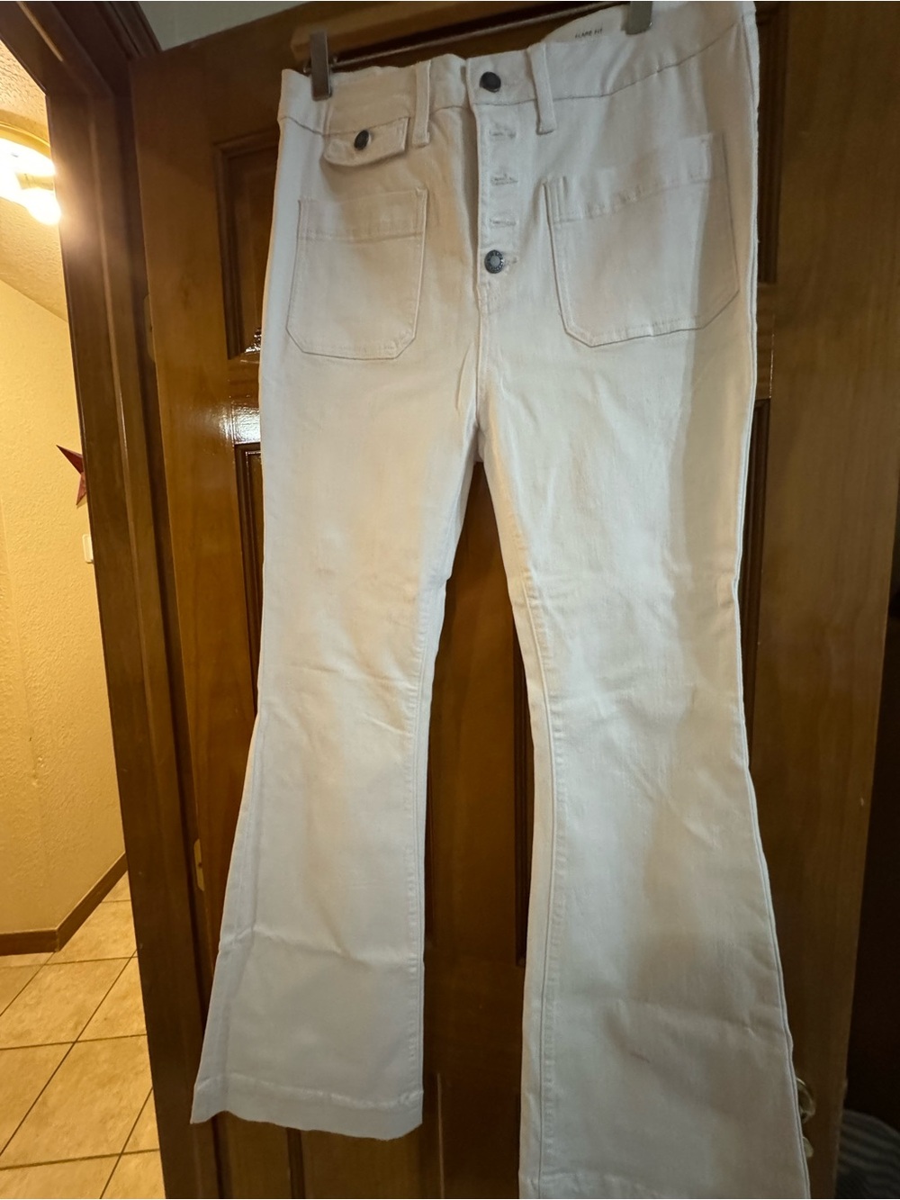 Judy Blue White Flare Fit Jeans